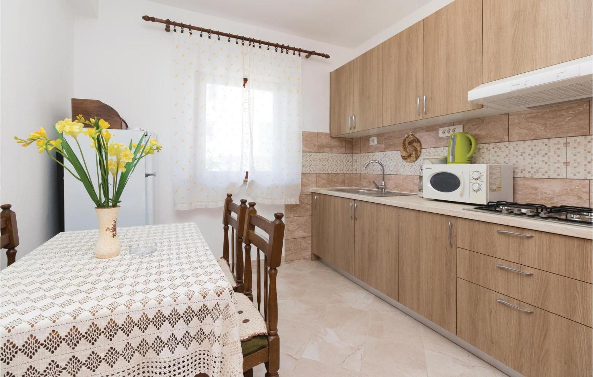Nice Apartment In Zadar With Wifi Extérieur photo