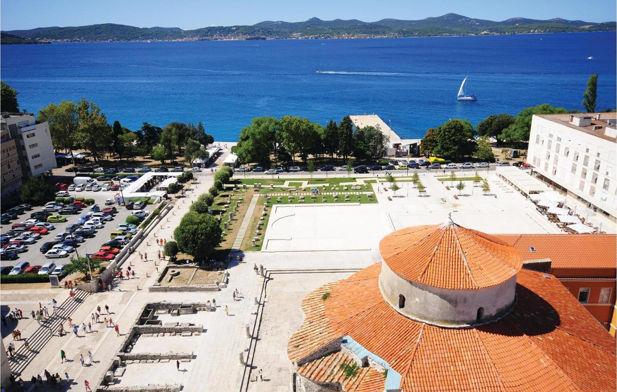 Nice Apartment In Zadar With Wifi Extérieur photo